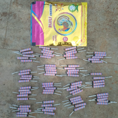 Stripped Bijili Crackers Image